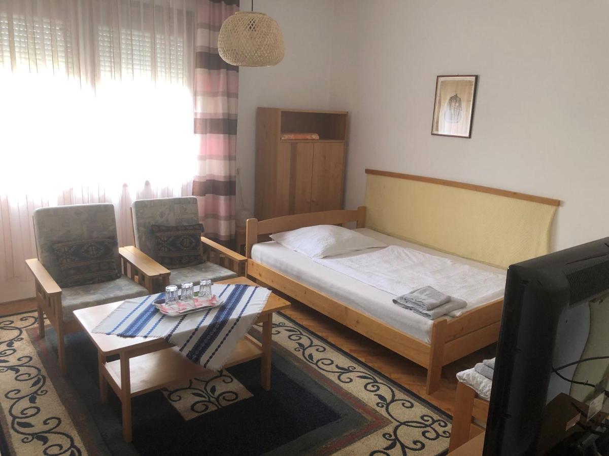 Kertesz Rozsa Vendeghaz Hotel Nagykanizsa Buitenkant foto